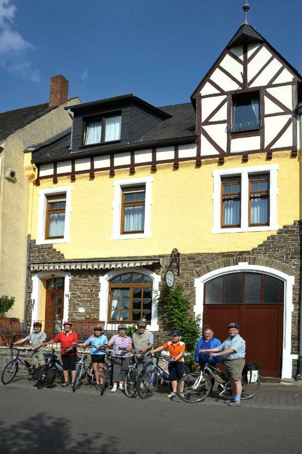 Ferienhaus Erich Bremm Mit Moselblick Neef Buitenkant foto